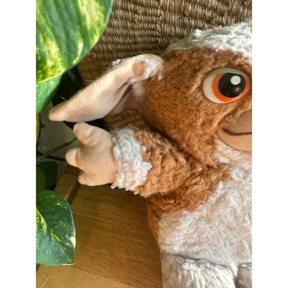 Gizmo Gremlins movie stuffed animal plush - Picture 4 of 12